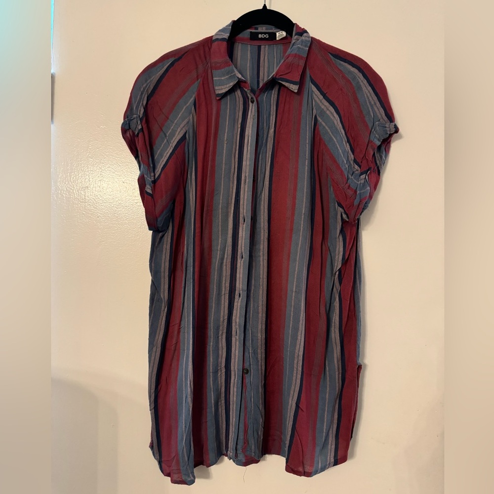 BDG Oversized ButtonUp shirt Size Medium
